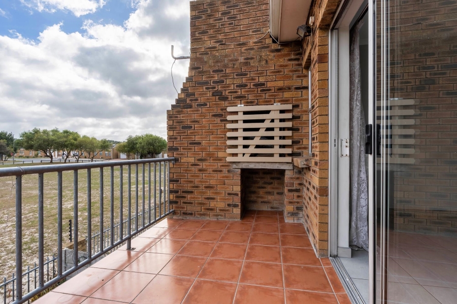 2 Bedroom Property for Sale in Brackenfell South Western Cape